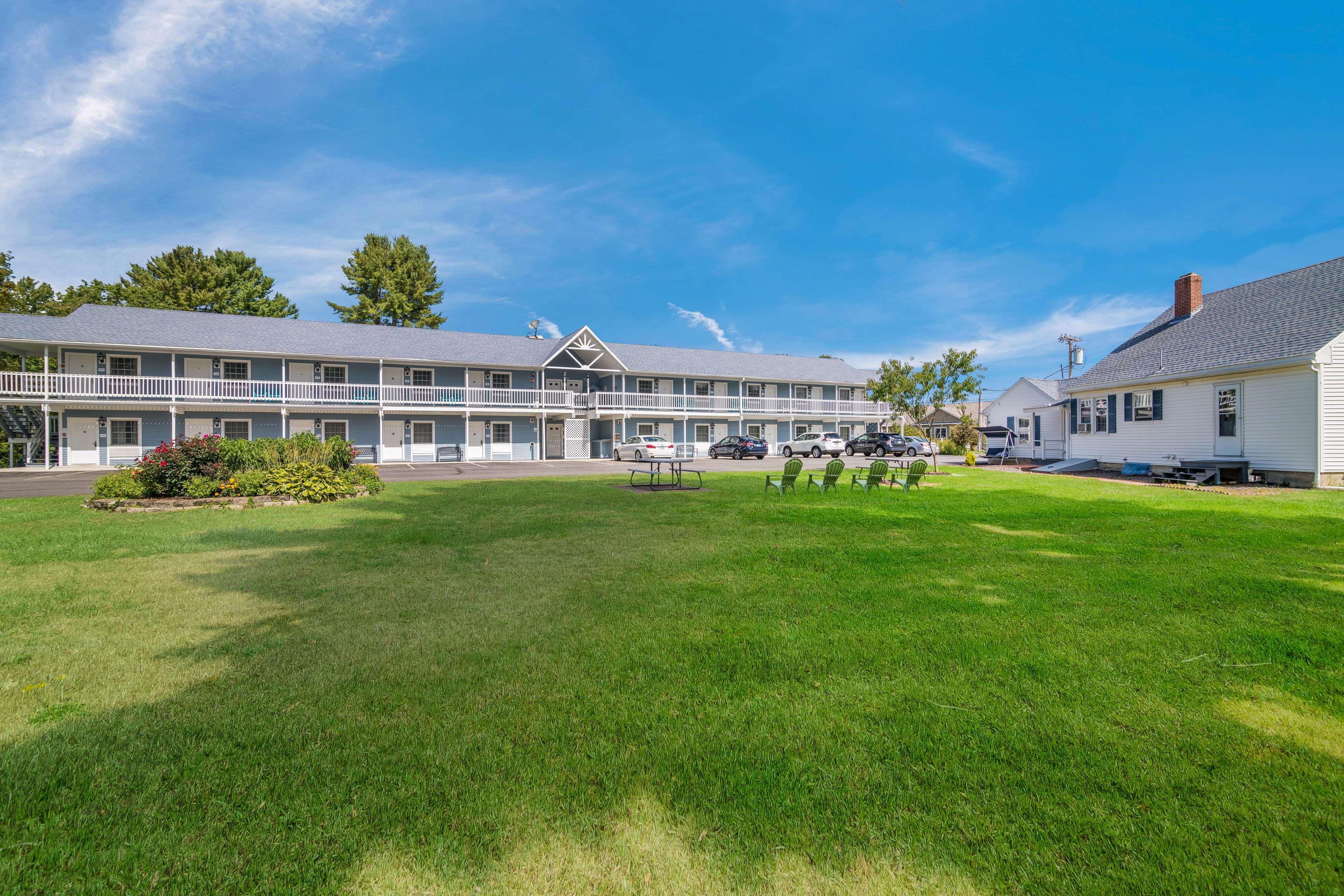 Americas Best Value Inn Scarborough Portland Exterior photo